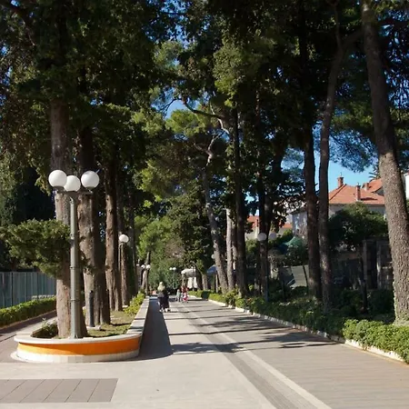 アパート Arancia *